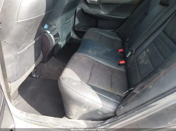 4T1BF1FK9HU654078 2017 TOYOTA CAMRY - Image 8
