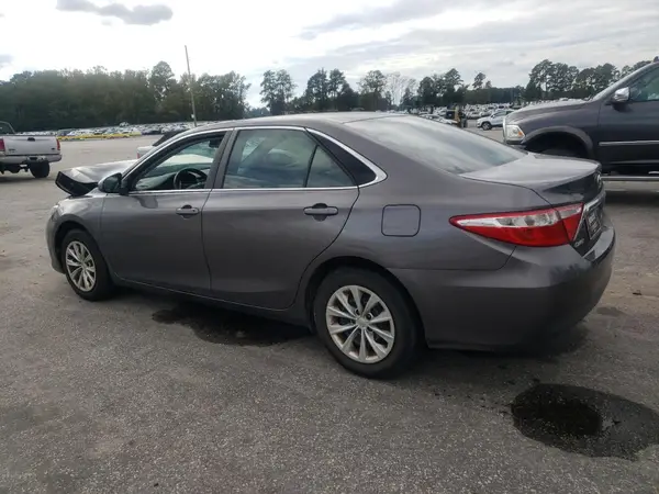 4T1BF1FK9HU664660 2017 TOYOTA CAMRY - Image 2