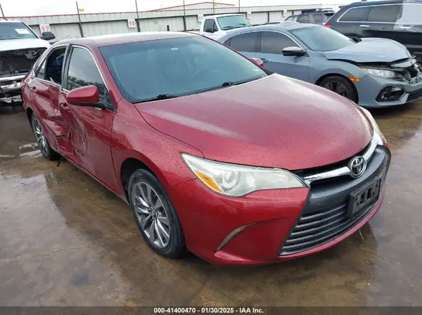 4T1BF1FK9HU666795 2017 TOYOTA CAMRY - Image 1