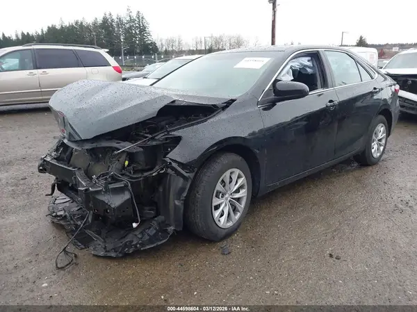 4T1BF1FK9HU669616 2017 TOYOTA CAMRY - Image 2