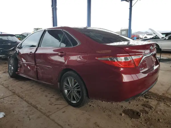 4T1BF1FK9HU670409 2017 TOYOTA CAMRY - Image 2