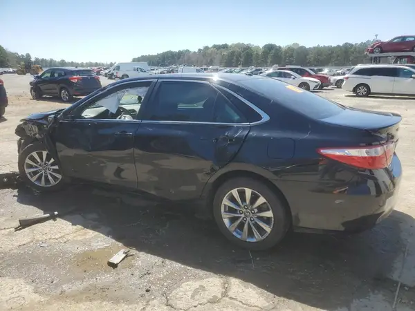 4T1BF1FK9HU673553 2017 TOYOTA CAMRY - Image 2