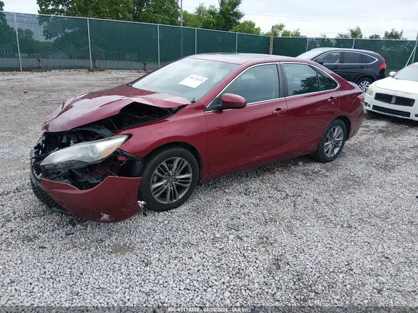 4T1BF1FK9HU675349 2017 TOYOTA CAMRY - Image 2