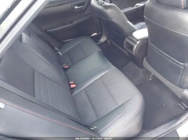 4T1BF1FK9HU675660 2017 TOYOTA CAMRY - Image 8