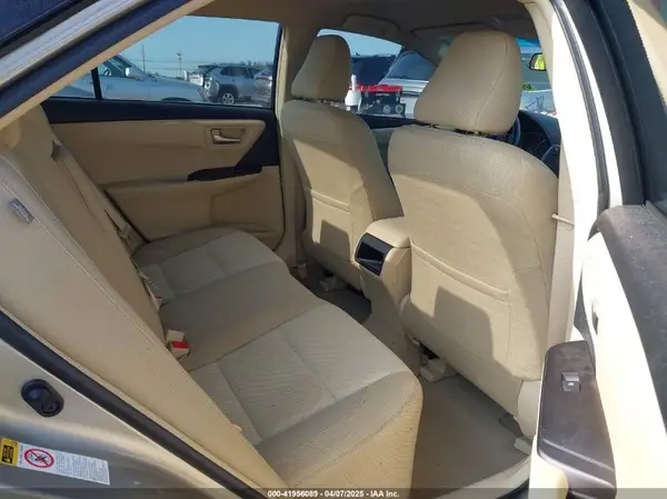 4T1BF1FK9HU675674 2017 TOYOTA CAMRY - Image 8