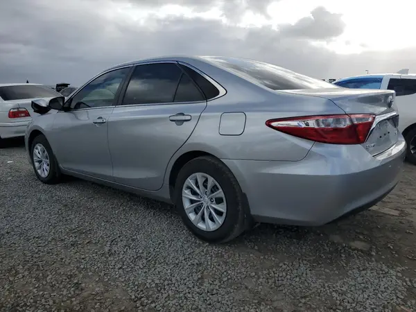 4T1BF1FK9HU683936 2017 TOYOTA CAMRY - Image 2