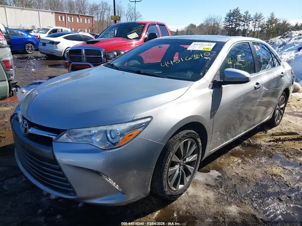 4T1BF1FK9HU685458 2017 TOYOTA CAMRY - Image 2