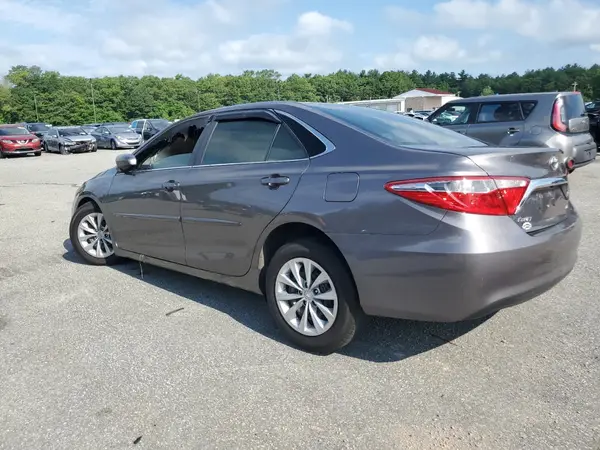 4T1BF1FK9HU688036 2017 TOYOTA CAMRY - Image 2