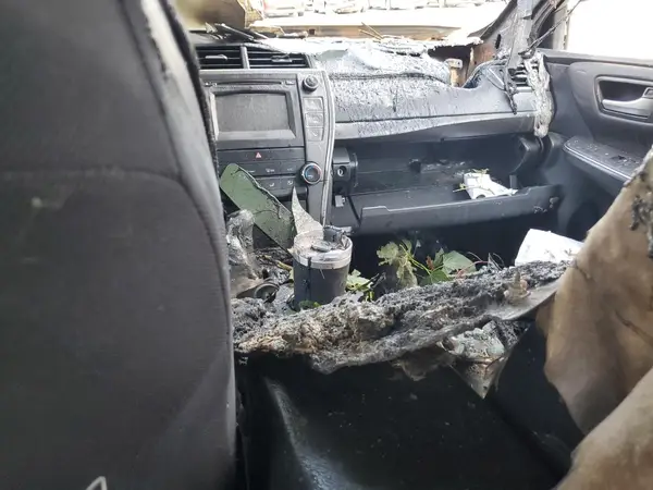 4T1BF1FK9HU688036 2017 TOYOTA CAMRY - Image 8