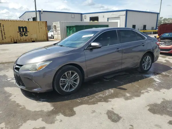 4T1BF1FK9HU691986 2017 TOYOTA CAMRY - Image 1