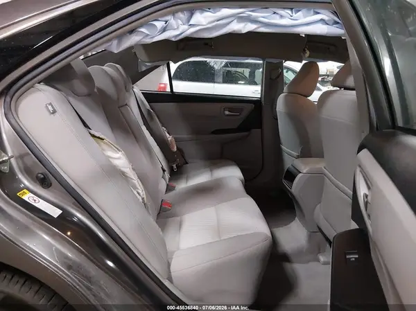 4T1BF1FK9HU692510 2017 TOYOTA CAMRY - Image 8
