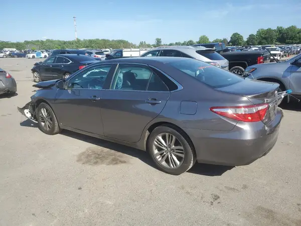 4T1BF1FK9HU694063 2017 TOYOTA CAMRY - Image 2