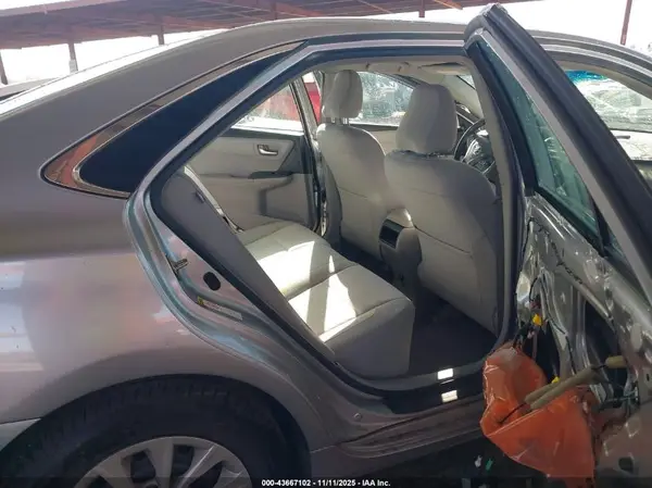 4T1BF1FK9HU697786 2017 TOYOTA CAMRY - Image 8