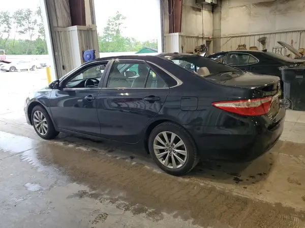 4T1BF1FK9HU699764 2017 TOYOTA CAMRY - Image 2
