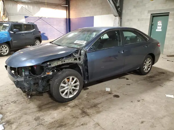 4T1BF1FK9HU699831 2017 TOYOTA CAMRY - Image 1