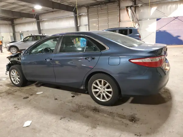 4T1BF1FK9HU699831 2017 TOYOTA CAMRY - Image 2