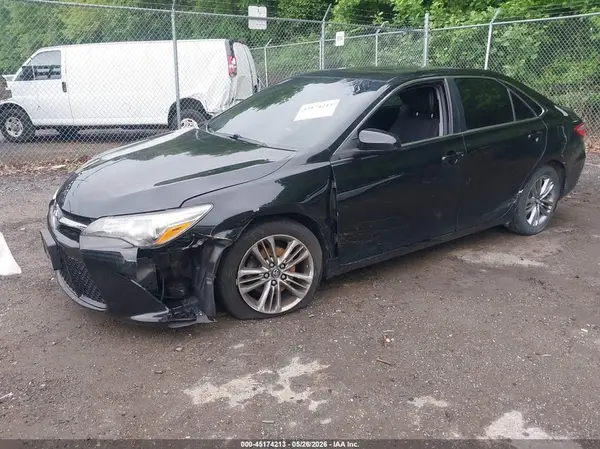 4T1BF1FK9HU701027 2017 TOYOTA CAMRY - Image 2