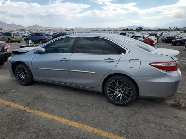 4T1BF1FK9HU714506 2017 TOYOTA CAMRY - Image 2
