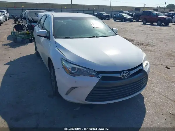 4T1BF1FK9HU716353 2017 TOYOTA CAMRY - Image 1