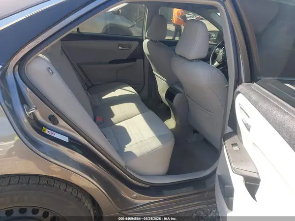 4T1BF1FK9HU718958 2017 TOYOTA CAMRY - Image 8
