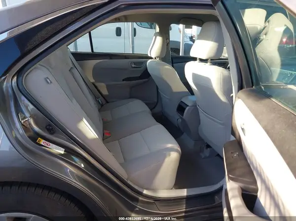 4T1BF1FK9HU721939 2017 TOYOTA CAMRY - Image 8