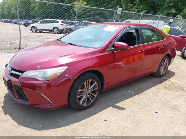4T1BF1FK9HU723853 2017 TOYOTA CAMRY - Image 2