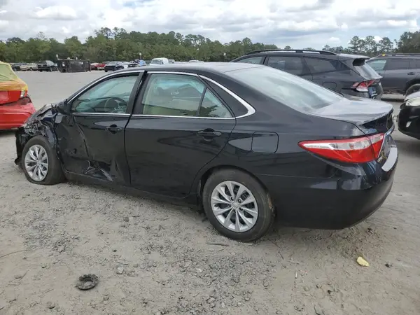 4T1BF1FK9HU726039 2017 TOYOTA CAMRY - Image 2