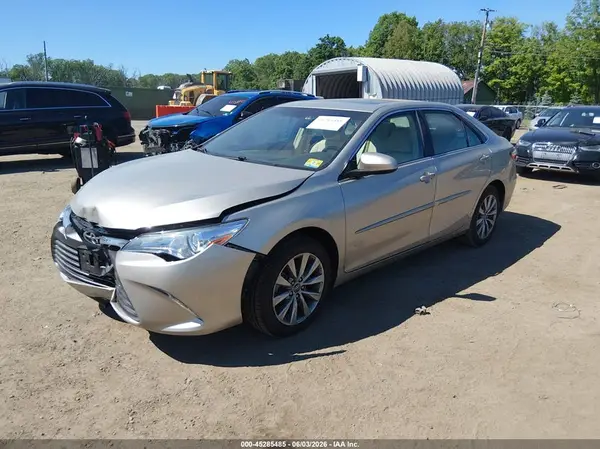4T1BF1FK9HU726462 2017 TOYOTA CAMRY - Image 2