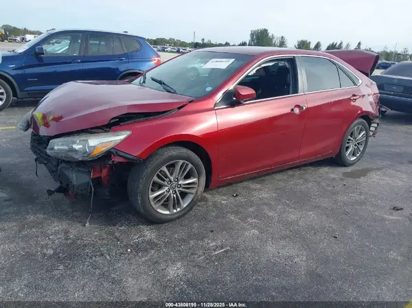 4T1BF1FK9HU729555 2017 TOYOTA CAMRY - Image 2