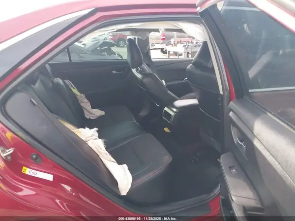 4T1BF1FK9HU729555 2017 TOYOTA CAMRY - Image 8