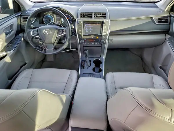 4T1BF1FK9HU740006 2017 TOYOTA CAMRY - Image 8