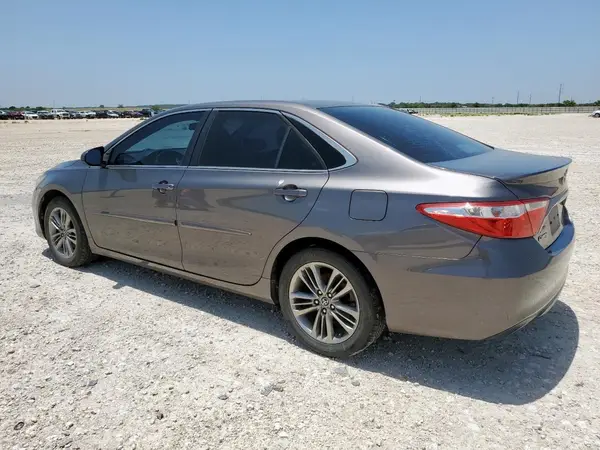 4T1BF1FK9HU741933 2017 TOYOTA CAMRY - Image 2