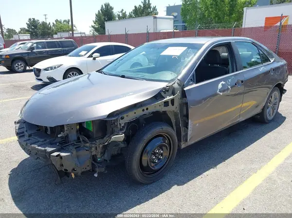 4T1BF1FK9HU747652 2017 TOYOTA CAMRY - Image 2