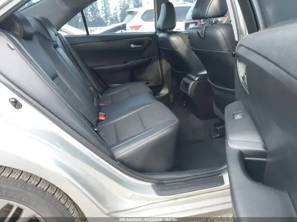 4T1BF1FK9HU751684 2017 TOYOTA CAMRY - Image 8