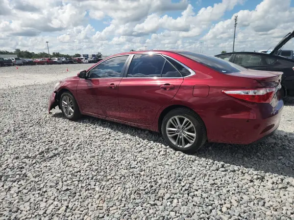 4T1BF1FK9HU751720 2017 TOYOTA CAMRY - Image 2
