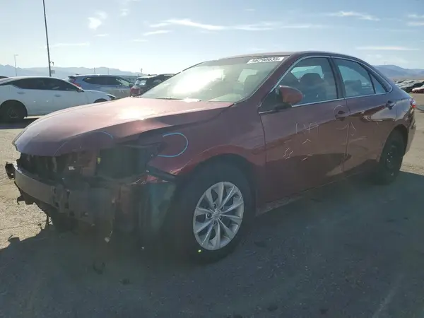 4T1BF1FK9HU756304 2017 TOYOTA CAMRY - Image 1