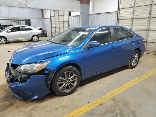 4T1BF1FK9HU763138 2017 TOYOTA CAMRY - Image 1
