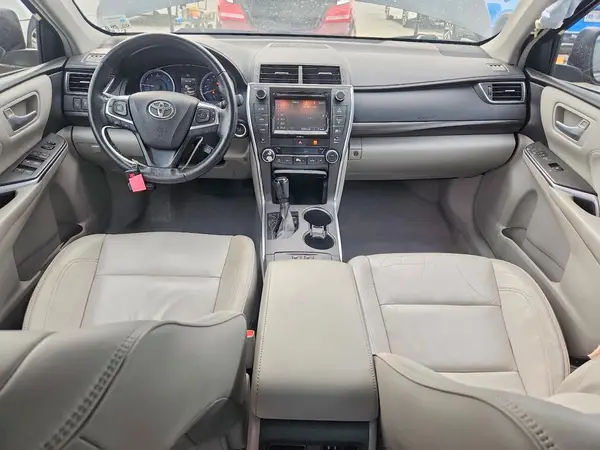4T1BF1FK9HU766900 2017 TOYOTA CAMRY - Image 8
