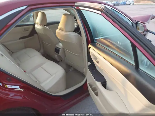 4T1BF1FK9HU769215 2017 TOYOTA CAMRY - Image 8
