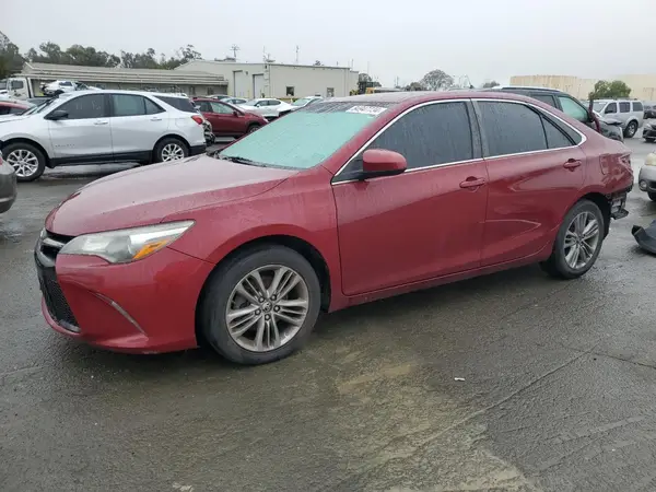 4T1BF1FK9HU773748 2017 TOYOTA CAMRY - Image 1