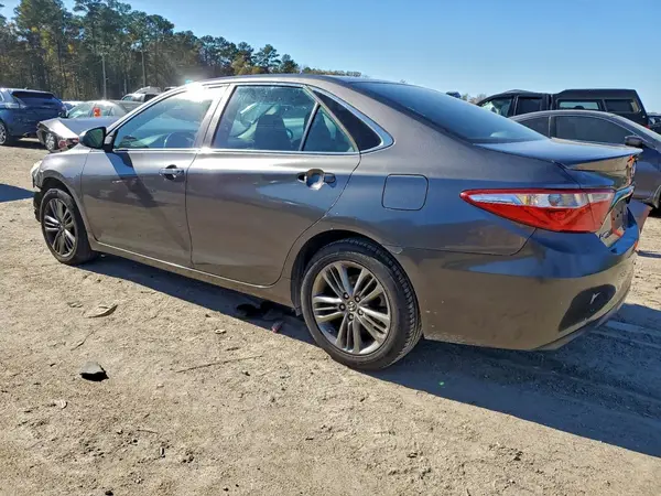 4T1BF1FK9HU775564 2017 TOYOTA CAMRY - Image 2