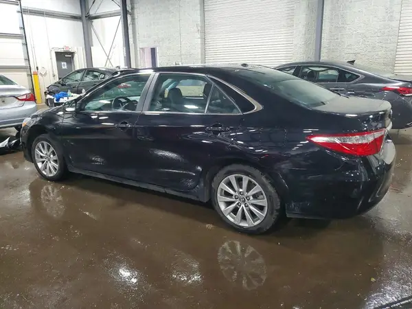 4T1BF1FK9HU777377 2017 TOYOTA CAMRY - Image 2