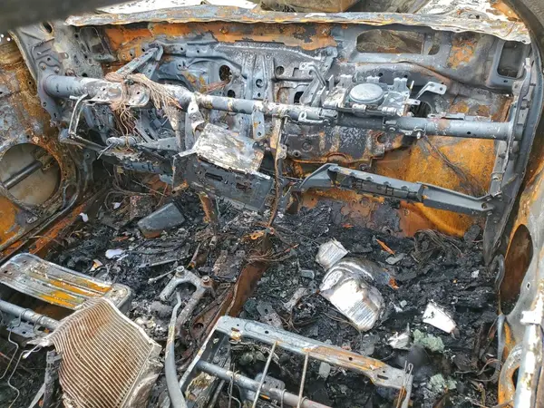4T1BF1FK9HU778013 2017 TOYOTA CAMRY - Image 8