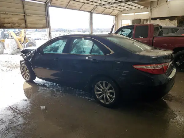 4T1BF1FK9HU779775 2017 TOYOTA CAMRY - Image 2