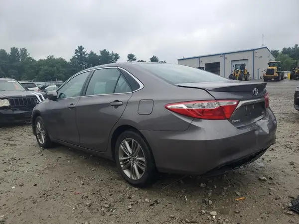 4T1BF1FK9HU789903 2017 TOYOTA CAMRY - Image 2