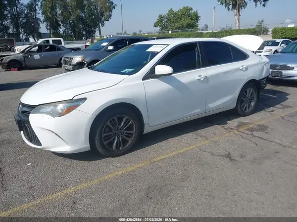 4T1BF1FK9HU791442 2017 TOYOTA CAMRY - Image 2