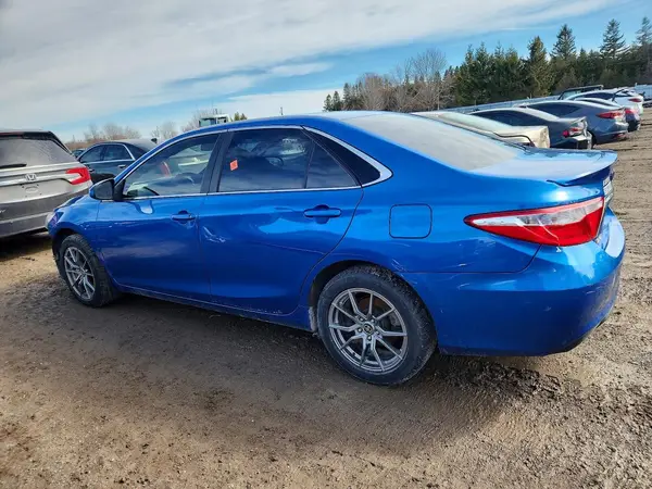4T1BF1FK9HU792123 2017 TOYOTA CAMRY - Image 2