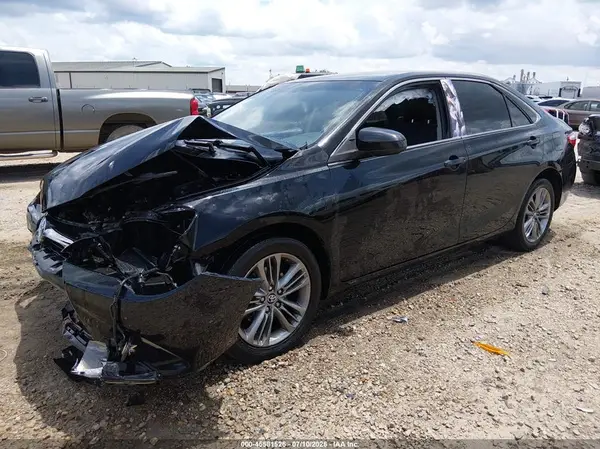4T1BF1FK9HU792672 2017 TOYOTA CAMRY - Image 2