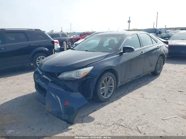 4T1BF1FK9HU793384 2017 TOYOTA CAMRY - Image 2