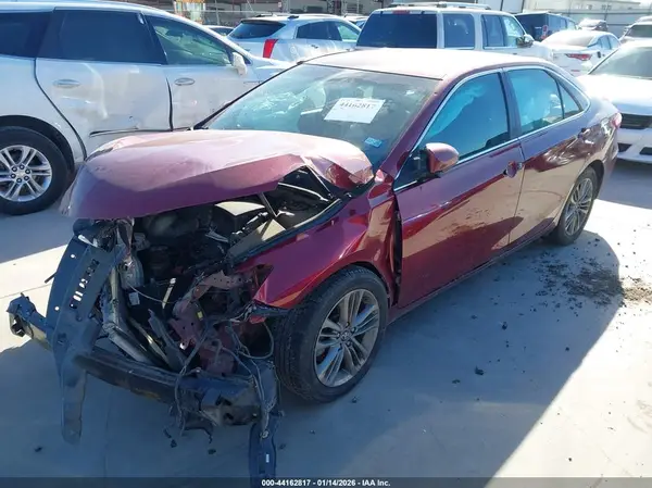 4T1BF1FK9HU795572 2017 TOYOTA CAMRY - Image 2